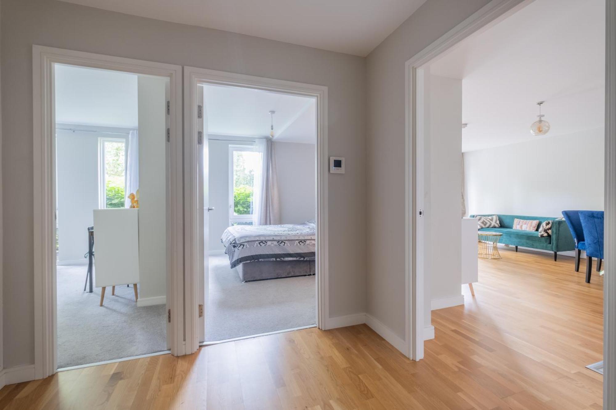 Brand New London Flat With Car Park Apartment Exterior photo